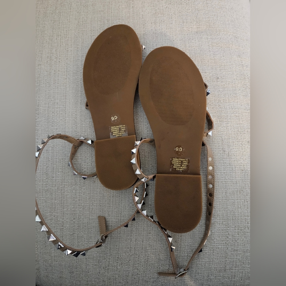 Steve Madden studded scrappy sandals - size 9 - Picture 3 of 5